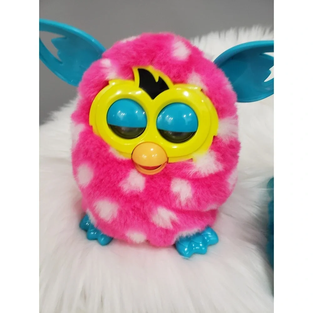 BROKEN!!!‎ FOR PARTS LOT 2 Vintage 2012 TIGER Furby Boom White Pink Dotted Blue